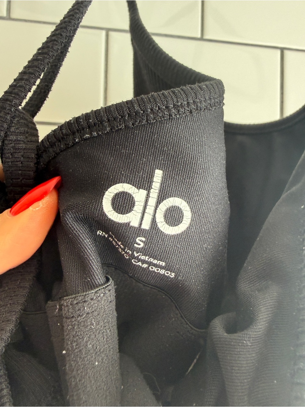 ALO Yoga Black Ribbed Sports Tank - Picture 5 of 5